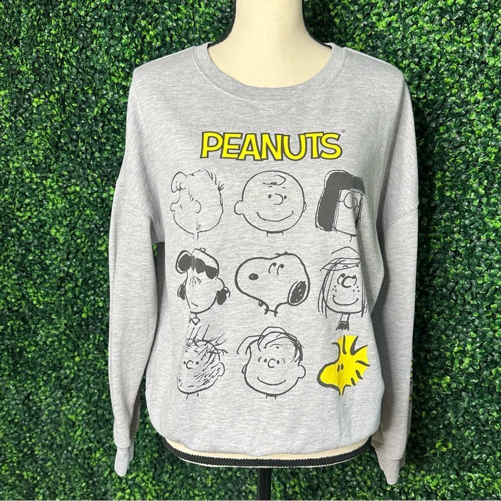Peanuts Gray and Yellow Crew Neck Sweater Sz M